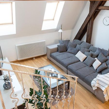 Comfy Loft On Hlavna Apartment Kosice Bagian luar foto